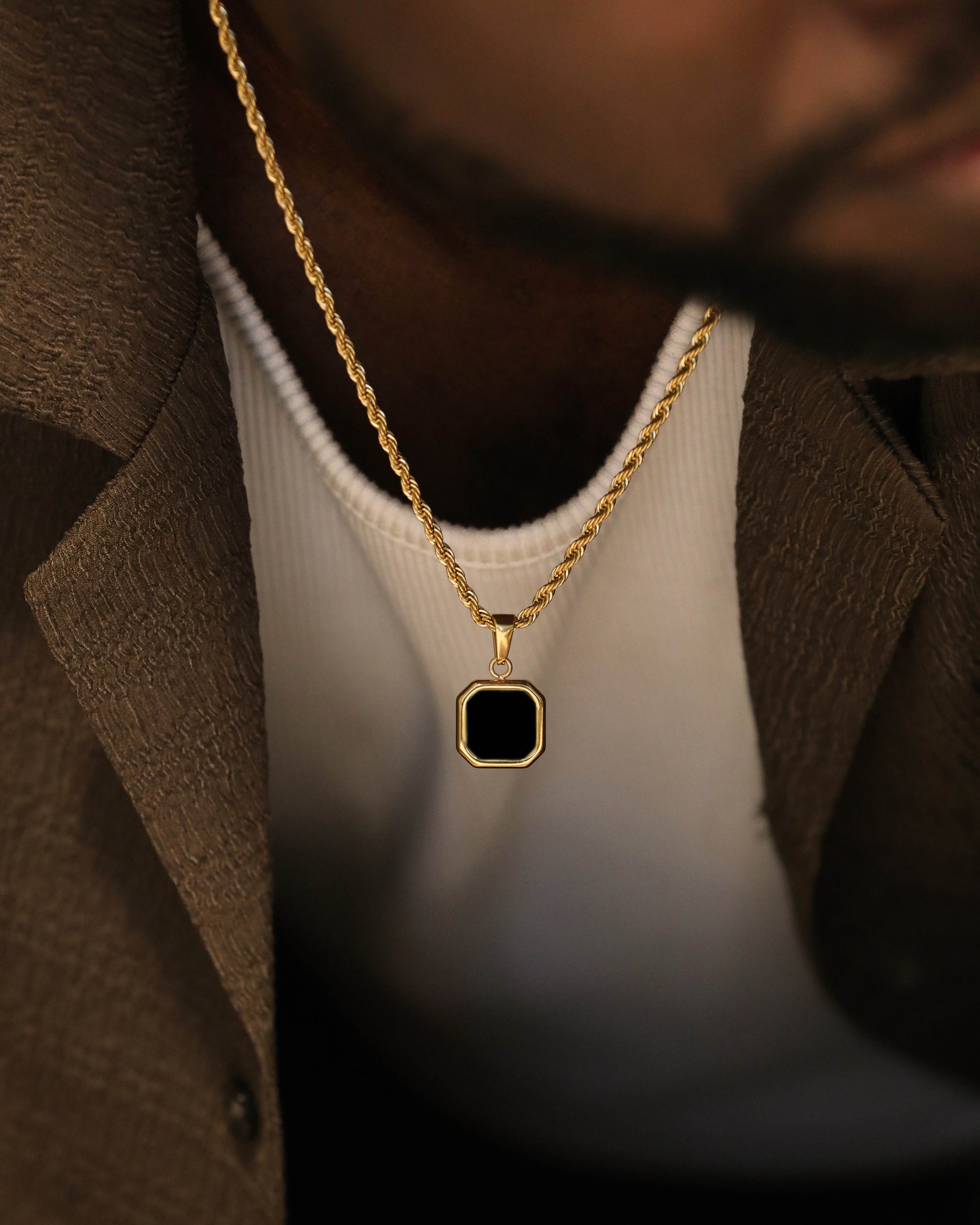 Men's Silver Onyx Pendant Necklace (Square) – DI VÍOMO